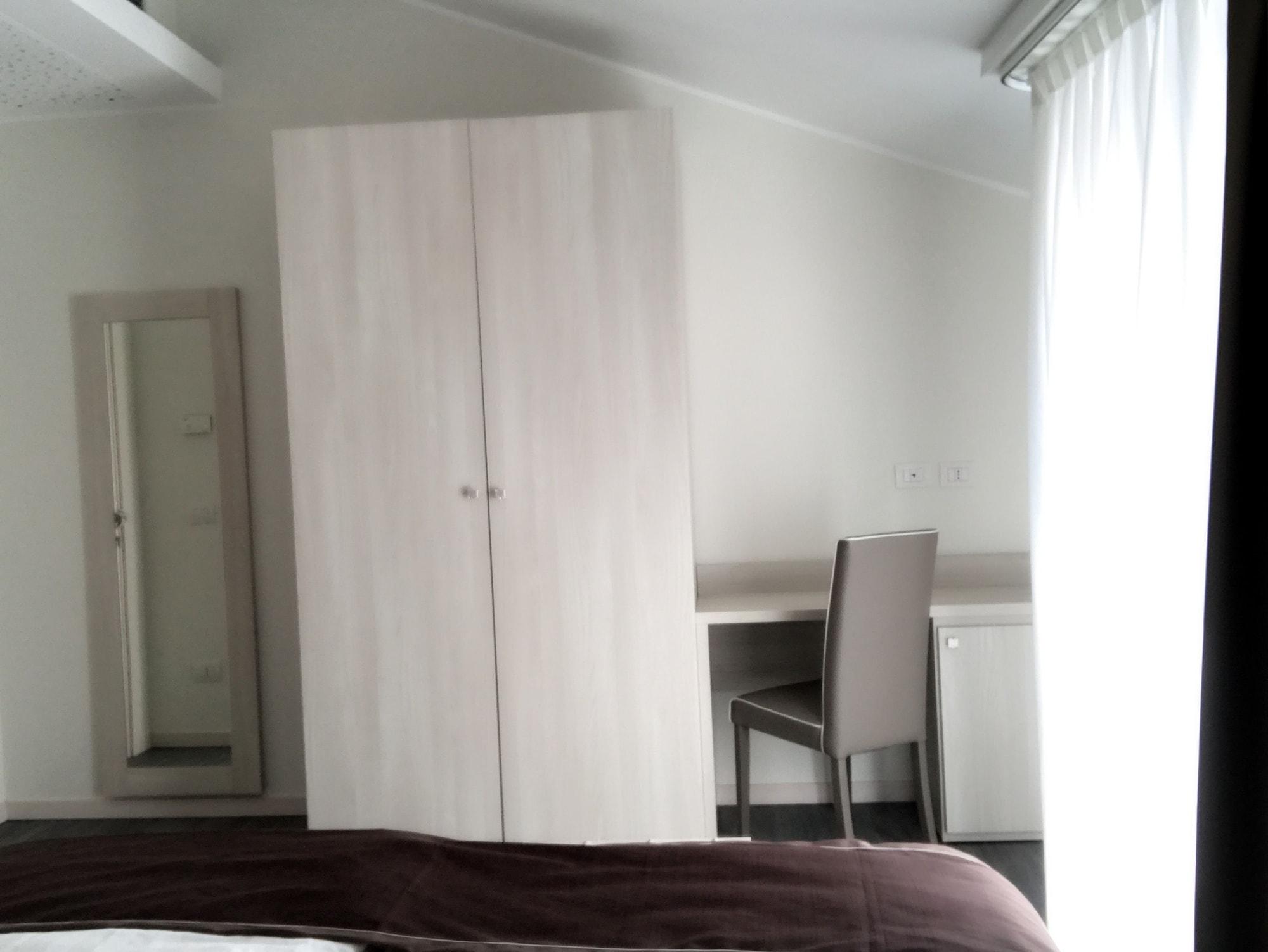 Hotel Dogana 시르미오네 외부 사진