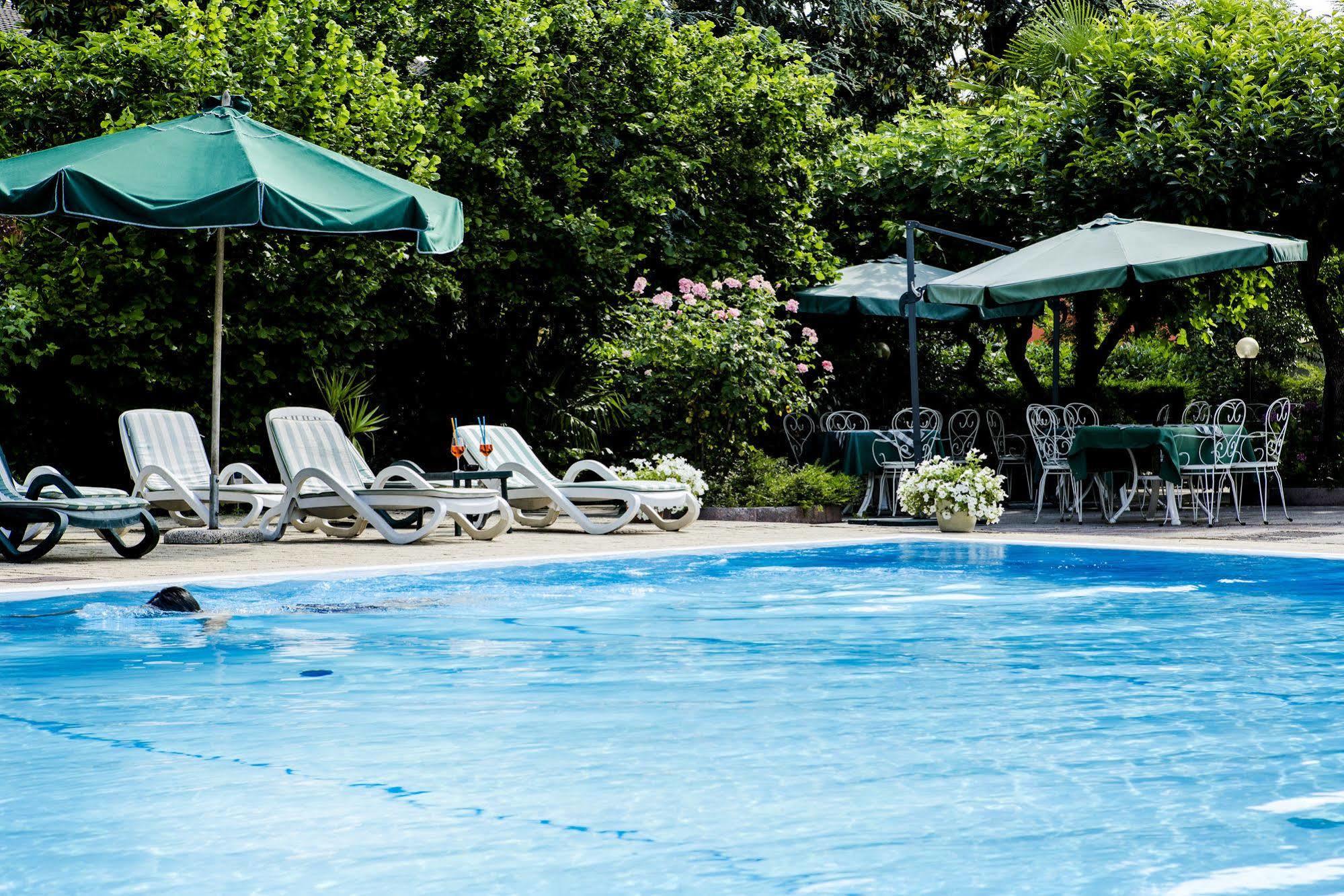 Hotel Dogana 시르미오네 외부 사진